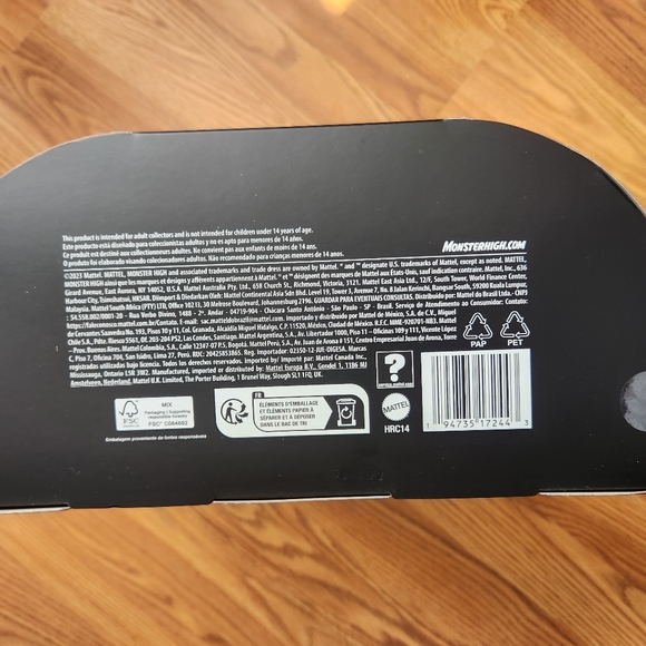 ✅ Ships Today ✅ Monster High Draculaura Vampire Heart - NIB - Picture 7 of 11